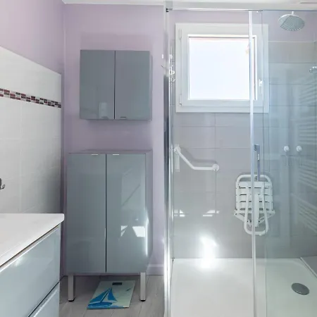 Appartamento Les Roches Bleues-1 By Interhome Le Pradet