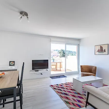 Les Roches Bleues-1 By Interhome Appartamento *